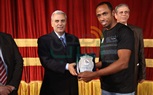 بالصور.. تكريم ماجد المصري وشريف عامر فى حفل خريجي جامعة القاهرة