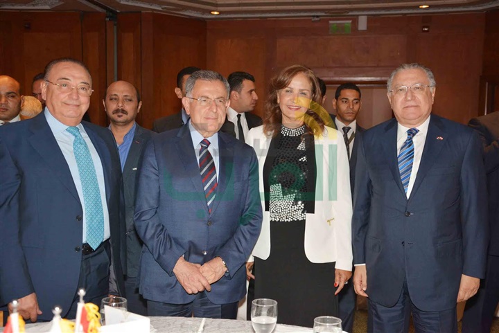 بالصور.. حفل عشاء على شرف رئيس حكومة لبنان الأسبق "فؤاد السنيورة" بالصور.. حفل عشاء على شرف رئيس حكومة لبنان الأسبق "فؤاد السنيورة"