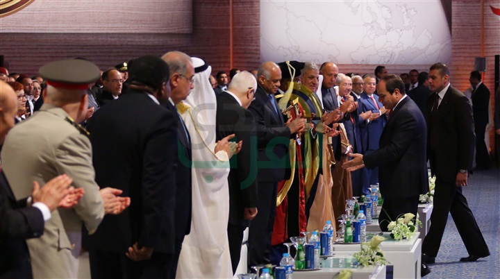 بالصور.. السيسي وعبدالعال وعدلي منصور يتصدرون احتفالية البرلمان