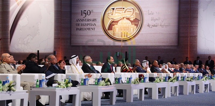 بالصور.. السيسي وعبدالعال وعدلي منصور يتصدرون احتفالية البرلمان