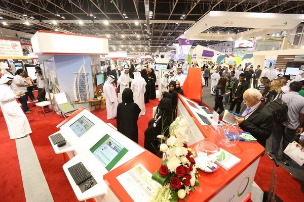 بالصور.. ولي عهد دبي يشهد انطلاق فعاليات "أسبوع جيتكس للتقنية"