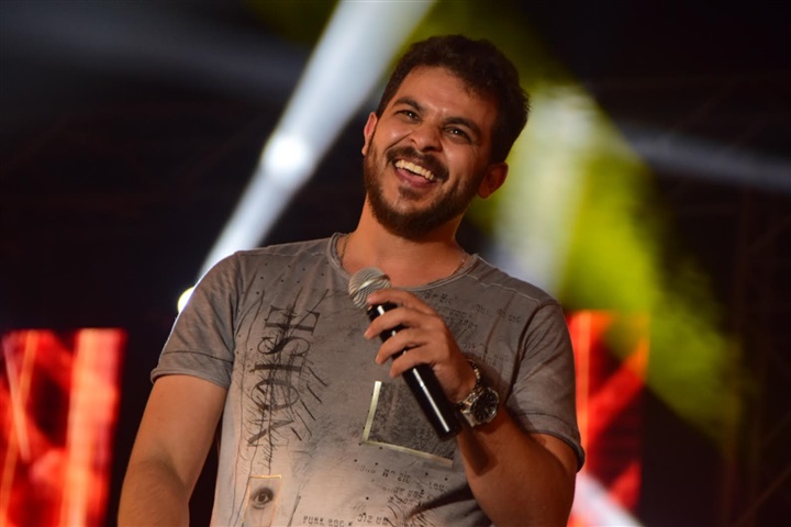 بالصور.. محمد رشاد يشعل حفل جامعة الدلتا بالصور.. محمد رشاد يشعل حفل جامعة الدلتا
