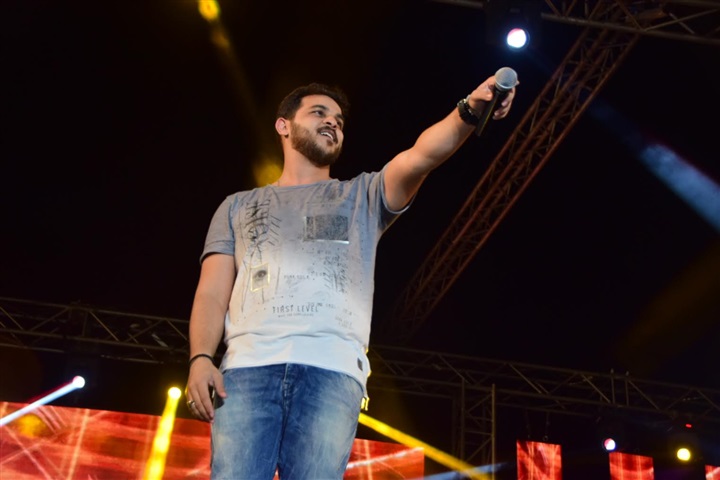 بالصور.. محمد رشاد يشعل حفل جامعة الدلتا بالصور.. محمد رشاد يشعل حفل جامعة الدلتا