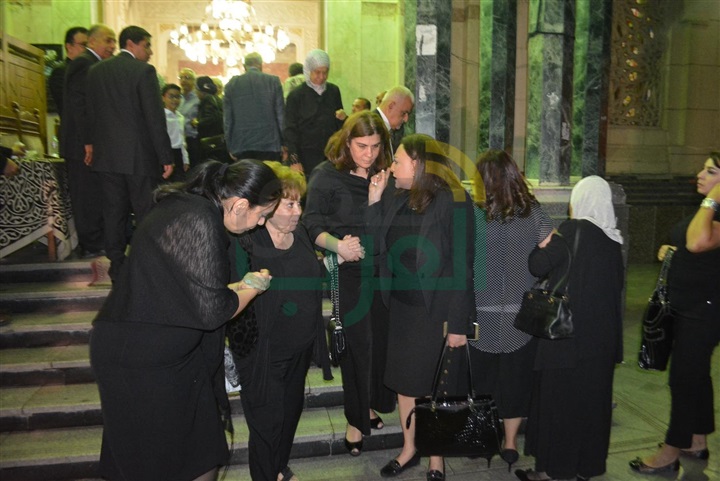 بالصور.. فتحي سرور وعمرو موسي ونجوم السياسه والمجتمع في عزاء الشاعر فاروق شوشه