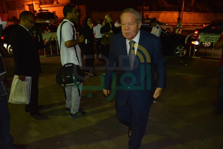 بالصور.. فتحي سرور وعمرو موسي ونجوم السياسه والمجتمع في عزاء الشاعر فاروق شوشه