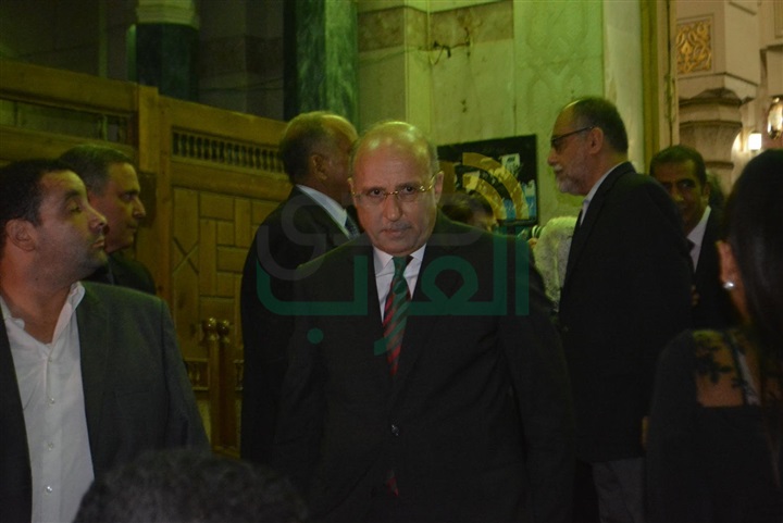 بالصور.. فتحي سرور وعمرو موسي ونجوم السياسه والمجتمع في عزاء الشاعر فاروق شوشه