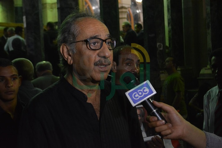 بالصور.. فتحي سرور وعمرو موسي ونجوم السياسه والمجتمع في عزاء الشاعر فاروق شوشه