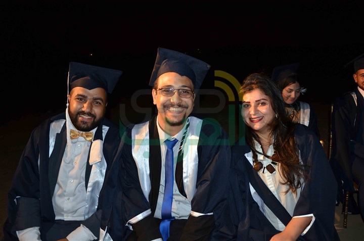 بالصور.. حفل تخريج طلاب جامعة النهضة بسفح الأهرامات بالصور.. حفل تخريج طلاب جامعة النهضة بسفح الأهرامات
