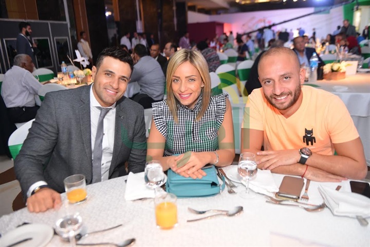 بالصور .. جنات تفتتح أولى فقرات حفل إطلاق موبايل oppo الجديد بحضور نجوم الفن و الرياضة بالصور .. جنات تفتتح أولى فقرات حفل إطلاق موبايل oppo الجديد بحضور نجوم الفن و الرياضة