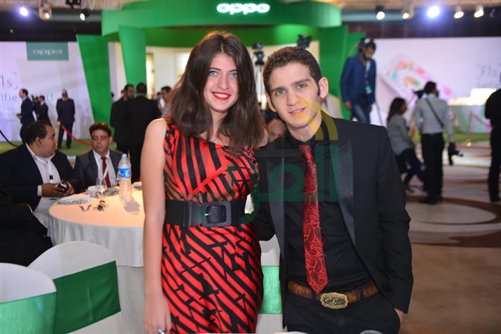 بالصور .. جنات تفتتح أولى فقرات حفل إطلاق موبايل oppo الجديد بحضور نجوم الفن و الرياضة بالصور .. جنات تفتتح أولى فقرات حفل إطلاق موبايل oppo الجديد بحضور نجوم الفن و الرياضة