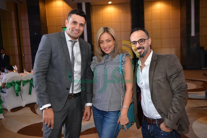 بالصور .. جنات تفتتح أولى فقرات حفل إطلاق موبايل oppo الجديد بحضور نجوم الفن و الرياضة بالصور .. جنات تفتتح أولى فقرات حفل إطلاق موبايل oppo الجديد بحضور نجوم الفن و الرياضة