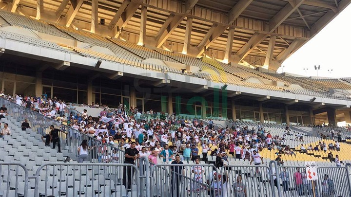 بالصور.. جماهير الزمالك تغزو ستاد برج العرب 