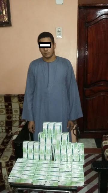 يقتل زوجته لسرقة ذهبها