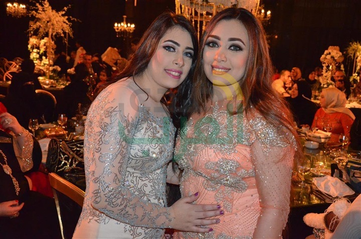 بالصور.. حكيم وحماقى وأوكسانا يشعلون زفاف محمد وندى بالصور.. حكيم وحماقى وأوكسانا يشعلون زفاف محمد وندى
