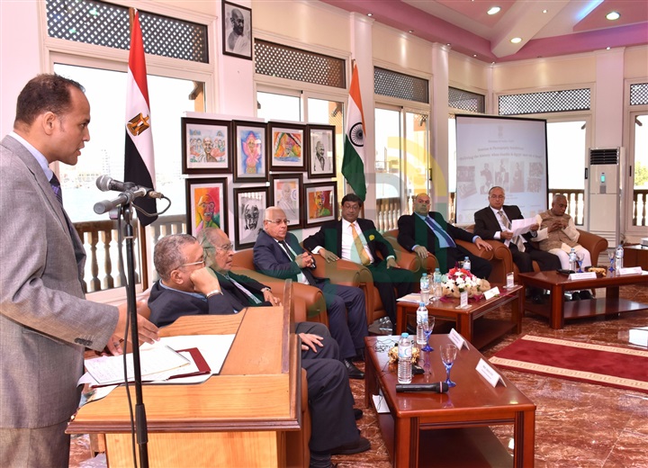 بالصور.. فعاليات ثقافية ببورسعيد بمناسبة ذكرى ميلاد "غاندي" بالصور.. فعاليات ثقافية ببورسعيد بمناسبة ذكرى ميلاد "غاندي"