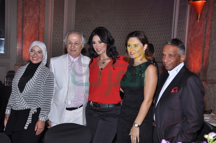  بالصور نجوم الفن والمجتمع فى حفل snob