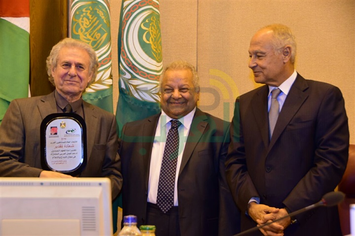 بالصور تكريم يوسف شعبان وسليم سحاب في انطلاق مونديال العرب بالصور تكريم يوسف شعبان وسليم سحاب في انطلاق مونديال العرب