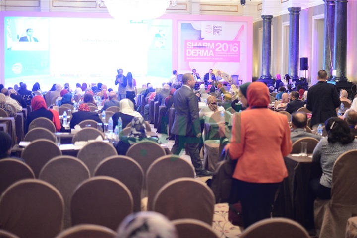 بالصور.. فعاليات اول يوم من مؤتمر التجميل 