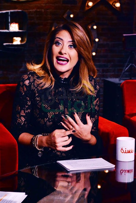 بالفيديو والصور.. كواليس ظهور أسامة كمال على "القاهرة والناس" بعد "انتهاء تعاقده" بالفيديو والصور.. كواليس ظهور أسامة كمال على "القاهرة والناس" بعد "انتهاء تعاقده"