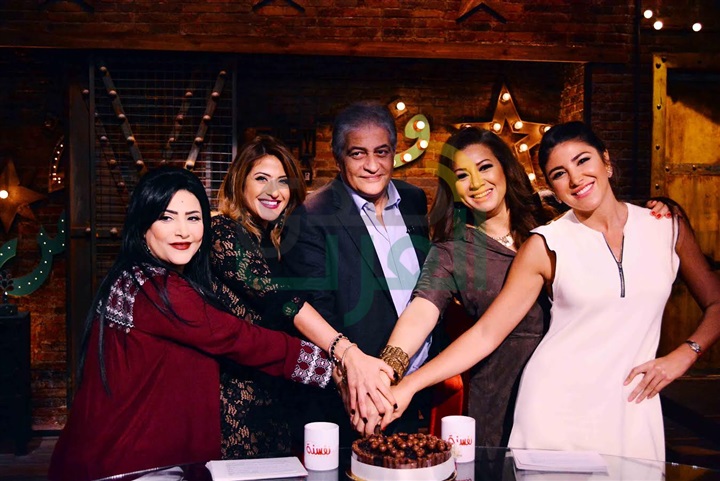 بالفيديو والصور.. كواليس ظهور أسامة كمال على "القاهرة والناس" بعد "انتهاء تعاقده" بالفيديو والصور.. كواليس ظهور أسامة كمال على "القاهرة والناس" بعد "انتهاء تعاقده"