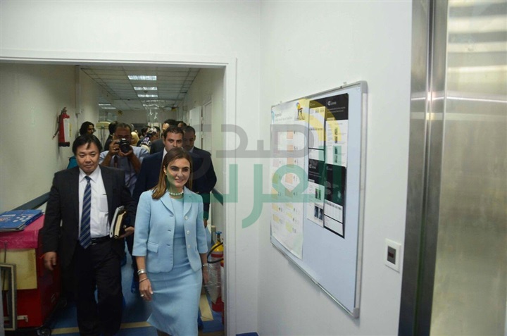بالصور.. وزيرة التعاون الدولى تزور مستشفى الاطفال أبو الريش