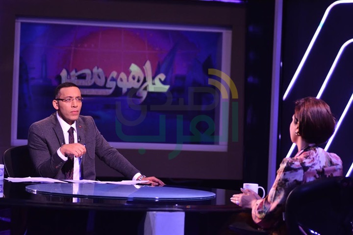 بالصور .."شمس" تكشف الجبناء وتقول رأيها فى الجيش المصري مع "خالد صلاح" بالصور .."شمس" تكشف الجبناء وتقول رأيها فى الجيش المصري مع "خالد صلاح"