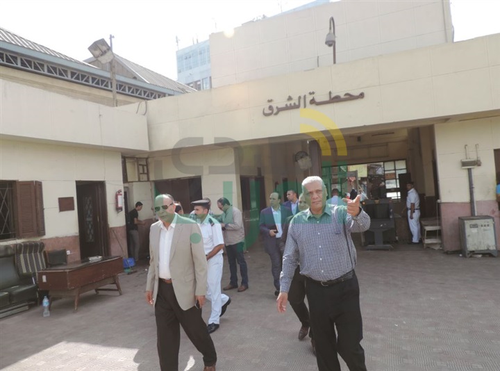 مساعد وزير الداخلية يتابع الحالة الأمنية بالسكك الحديدية والمترو 