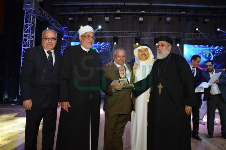 تكريم الوفد المصرى من الفنانيين والاعلاميين فى ختام المونديال