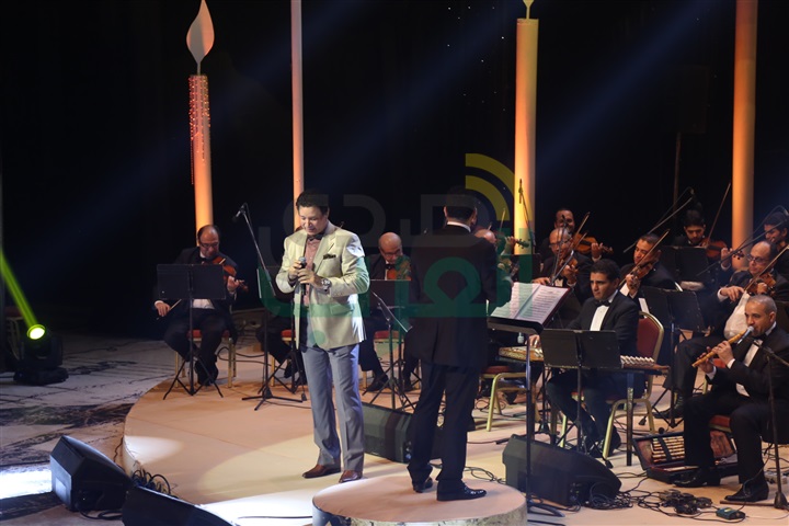 بالصور.. إيمان البحر درويش يغني مع حفيديته عالبحر سمكه