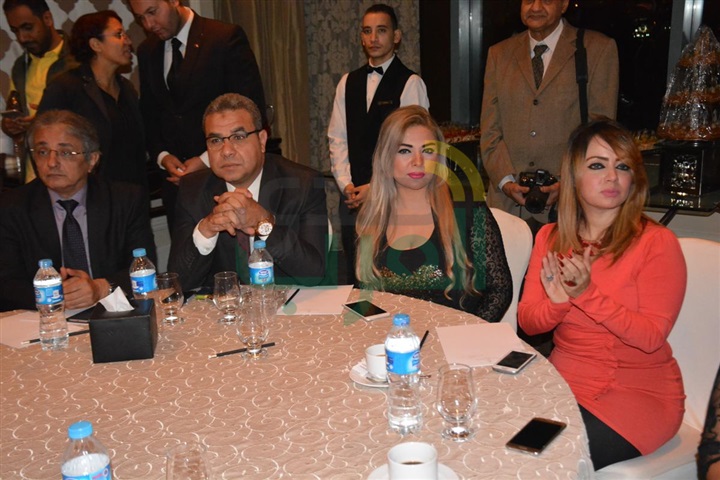 بالصور.. تكريم فيفى عبده وشمس الكويتيه فى المنتدى العربي للثقافه بالصور.. تكريم فيفى عبده وشمس الكويتيه فى المنتدى العربي للثقافه