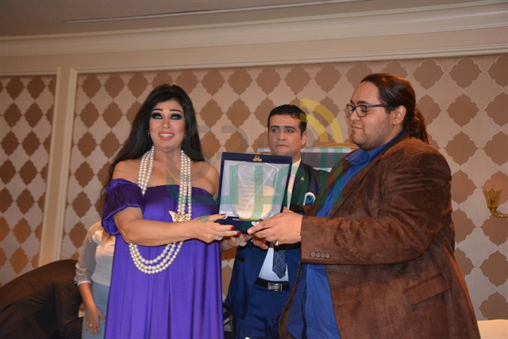 بالصور.. تكريم فيفى عبده وشمس الكويتيه فى المنتدى العربي للثقافه بالصور.. تكريم فيفى عبده وشمس الكويتيه فى المنتدى العربي للثقافه