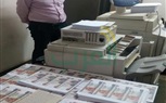 بالصور.. أمن القاهرة يضبط صاحب مكتب دعاية بحوزته أموال مزورة