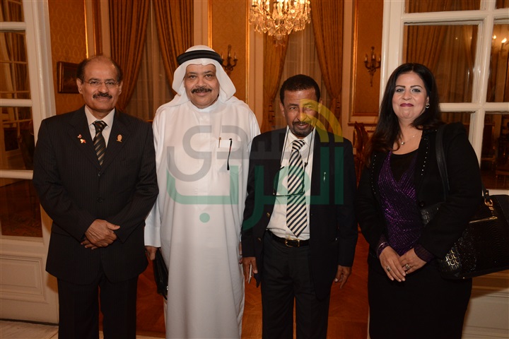 شاهد.. زيارة الوفد البحريني للتوأمة في مجال التنس الأراضي 