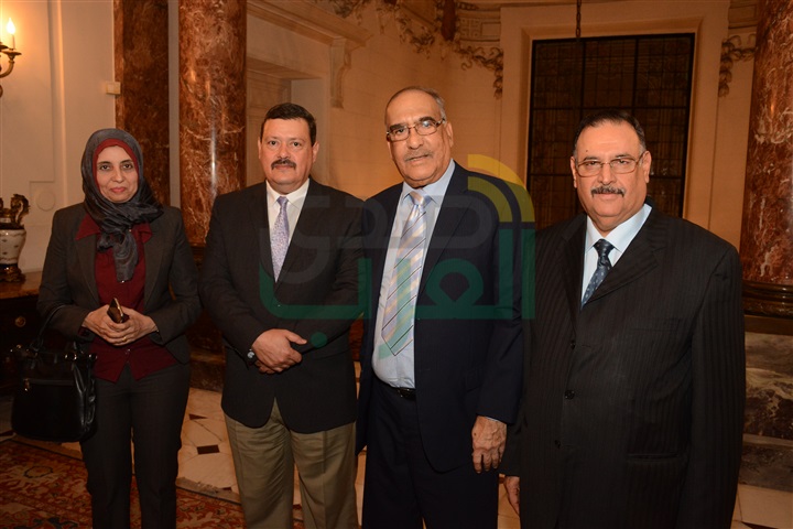 شاهد.. زيارة الوفد البحريني للتوأمة في مجال التنس الأراضي 