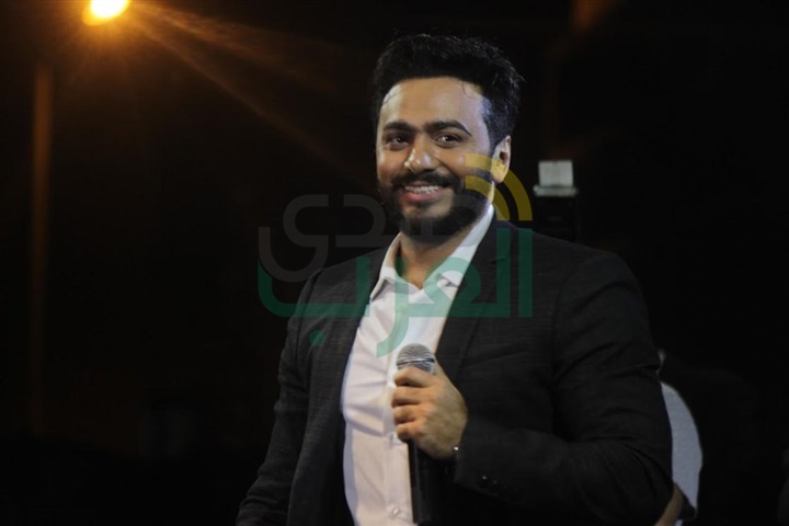 تامر حسني يشعل حفل معهد الفنون المسرحية تامر حسني يشعل حفل معهد الفنون المسرحية