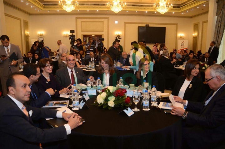 وزيرة التعاون الدولى تشهد توقيع اتفاقية تعاون بين صندوق تحيا مصر ومؤسسة المجتمع المصرى الأمريكى