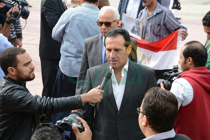 بالصور.. نجوم مصر في وداع الفنان محمود عبد العزيز بالصور.. نجوم مصر في وداع الفنان محمود عبد العزيز