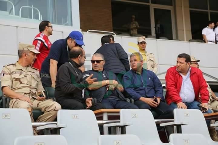 بالصور.. وزير الرياضة يتفقد ستاد برج العرب قبل مباراة مصر وغانا