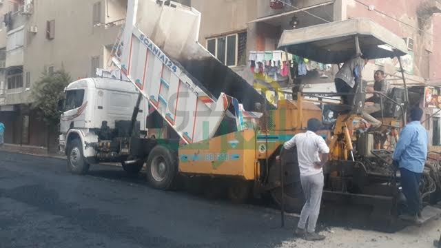 بالصور.. أعمال رصف بمدينة القناطر الخيرية