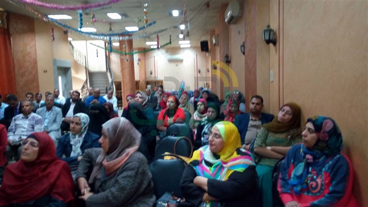 بالصور... " دور القادة و المحليات" ندوة بصيادلة القليوبية