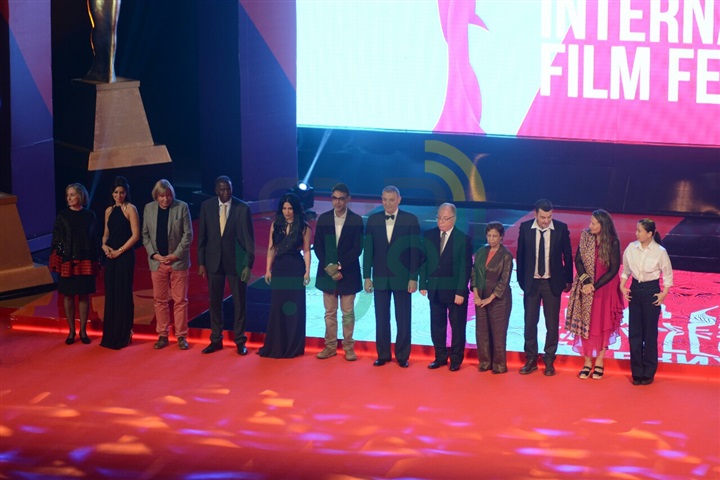 صور ..لوك نجمات السينما في مهرجان القاهرة السينمائي صور ..لوك نجمات السينما في مهرجان القاهرة السينمائي