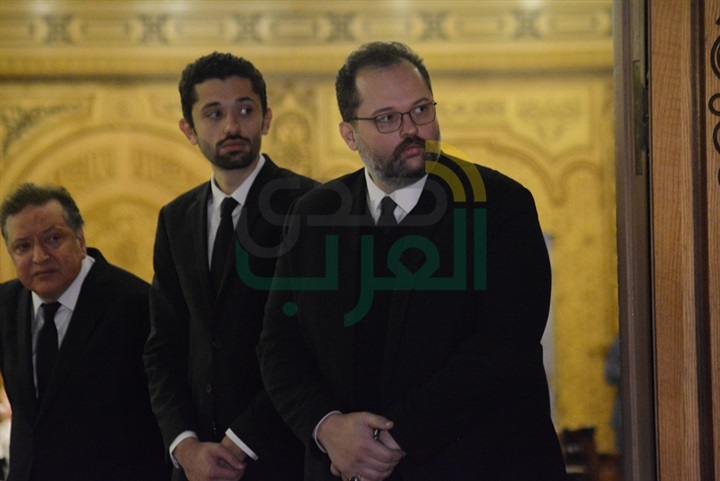 بالصور .. توافد النجوم في عزاء محمود عبد العزيز بالصور .. توافد النجوم في عزاء محمود عبد العزيز