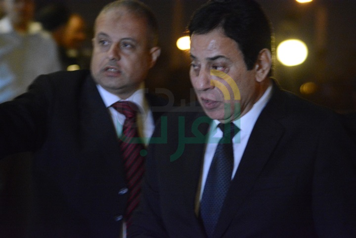 بالصور .. توافد النجوم في عزاء محمود عبد العزيز بالصور .. توافد النجوم في عزاء محمود عبد العزيز