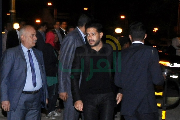 بالصور .. توافد النجوم في عزاء محمود عبد العزيز بالصور .. توافد النجوم في عزاء محمود عبد العزيز