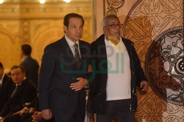 بالصور .. توافد النجوم في عزاء محمود عبد العزيز بالصور .. توافد النجوم في عزاء محمود عبد العزيز