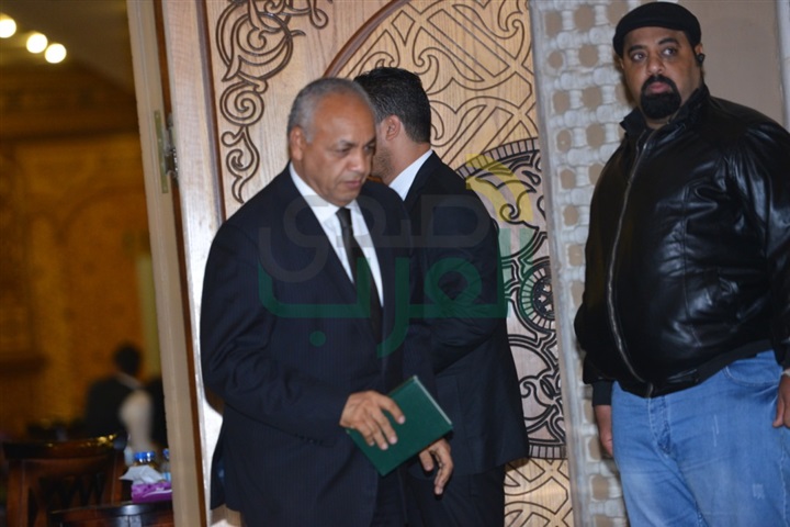 بالصور .. توافد النجوم في عزاء محمود عبد العزيز بالصور .. توافد النجوم في عزاء محمود عبد العزيز
