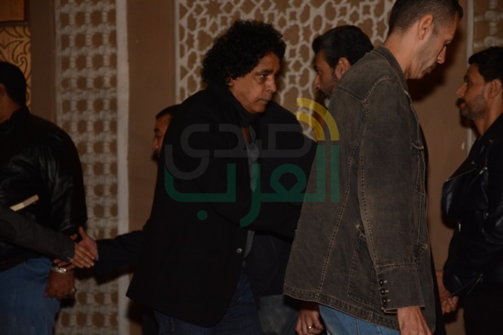 بالصور .. توافد النجوم في عزاء محمود عبد العزيز بالصور .. توافد النجوم في عزاء محمود عبد العزيز