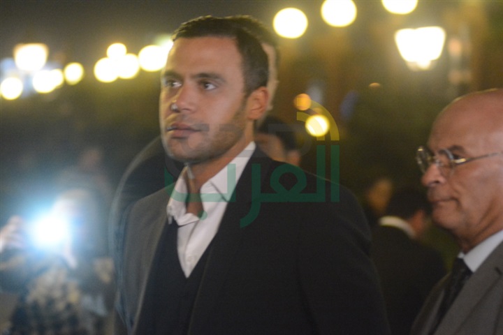 جمال مبارك وعادل امام يحضران عزاء محمود عبد العزيز جمال مبارك وعادل امام يحضران عزاء محمود عبد العزيز