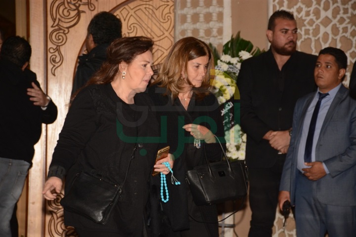 جمال مبارك وعادل امام يحضران عزاء محمود عبد العزيز جمال مبارك وعادل امام يحضران عزاء محمود عبد العزيز