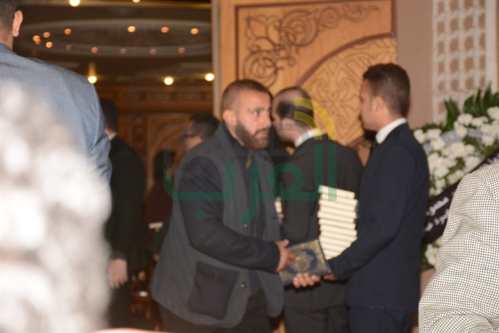 جمال مبارك وعادل امام يحضران عزاء محمود عبد العزيز جمال مبارك وعادل امام يحضران عزاء محمود عبد العزيز